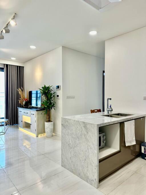 2 Bedroom Luxury Condo In City Central Ho Chi Minh Zewnętrze zdjęcie